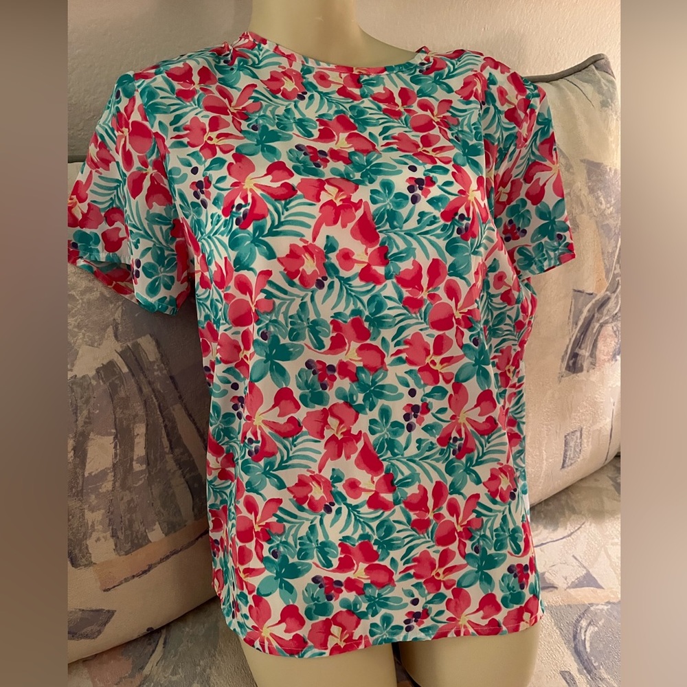 Like New Penbrookel Lane Polyester Summer Blouse